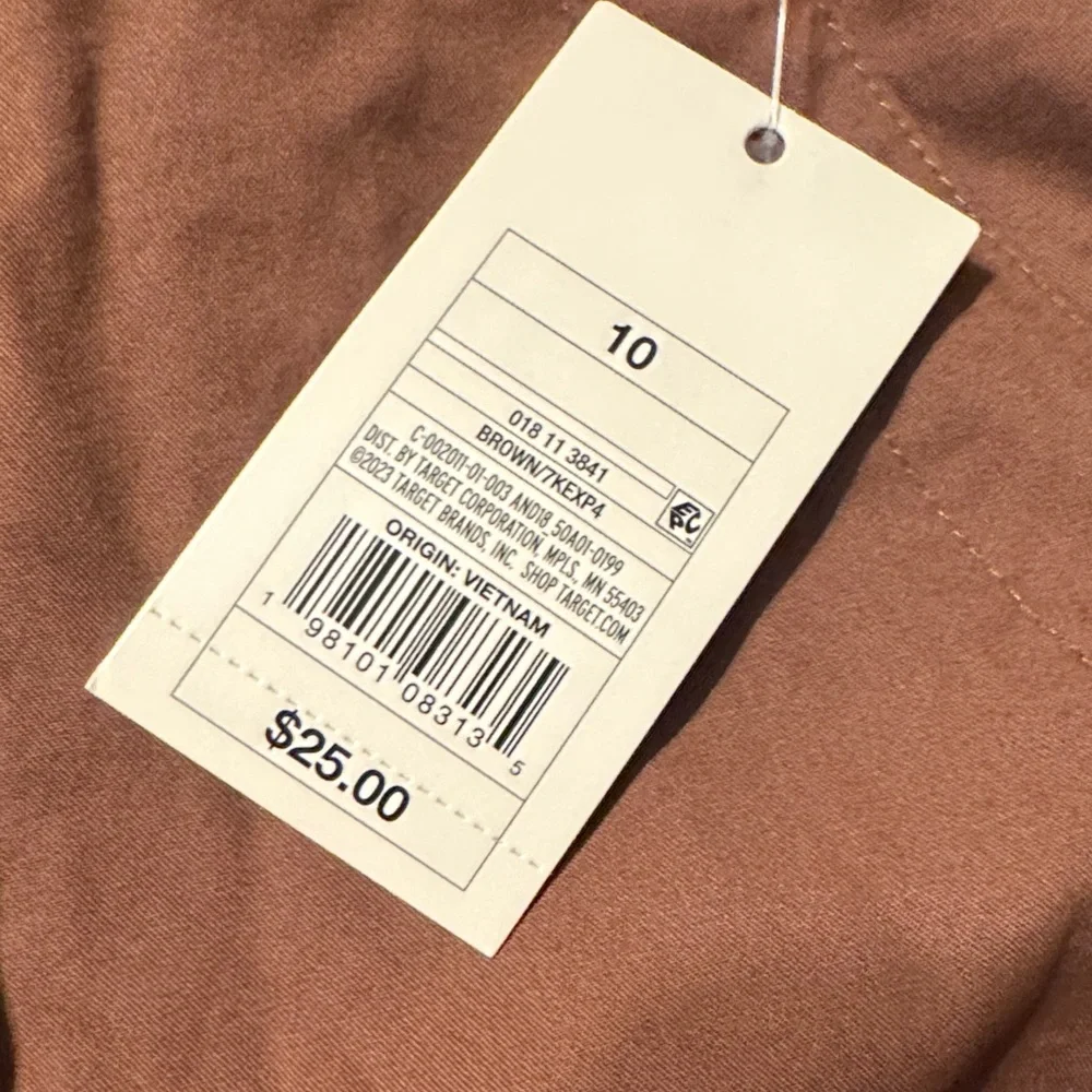 A New Day Tailored Shorts Womens 2 Brown Belted High-Rise Slash Pockets Zip Fly